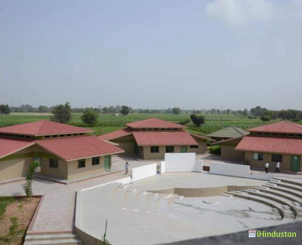 Chaitanya School 