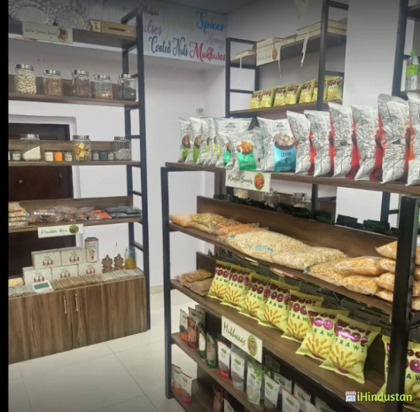 NUTS N FRUITZ- A premium dry fruits store