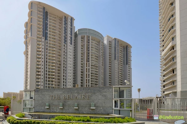 Service Apartment for Rent in DLF Belaire Gurgaon 