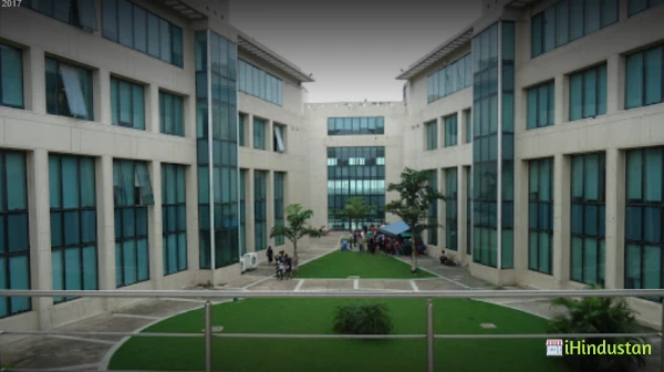 Shiv Nadar University 